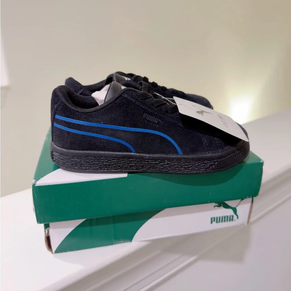 NEW IN BOX Puma Suede Hypnotic INF Kids Shoes - Size 10C (Black/Blue/Red)